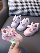 双网小孩儿童亮灯鞋子1-6岁3女童闪灯板鞋2023春季软底学步鞋