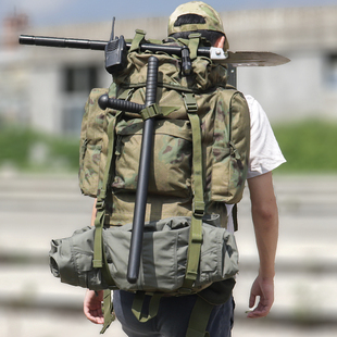 军迷大容量登山包男战术双肩包户外迷彩背囊防水徒步旅行背包65L