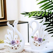 装饰白天鹅客厅小摆件创意，家居陶瓷办公室，欧式工艺品烛台花。