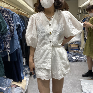 韩版时尚蕾丝绣花泡泡袖上衣配短裤套装夏季女洋气减龄两件套