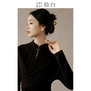 SHIBAI拾白原创新中式连衣裙秋冬黑色气质通勤针织改良旗袍年轻款