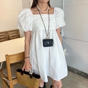 韩国chic夏季减龄时尚设计感皱褶方领露锁骨泡泡，袖娃娃裙连衣裙女