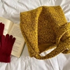 马杜尔的冬日法式复古混色黄毛圈羊毛混纺单肩大容量斜跨大包秋冬