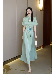 新中式国风改良旗袍高端精致奢华大牌夏季气质，名媛绿色连衣裙女士