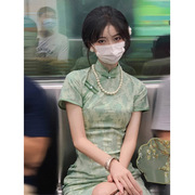 旗袍年轻款端气质，改良长款素雅少女绿色雪纺，2024年春夏旗袍裙