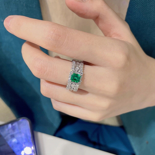 奢华满钻哥伦比亚木佐再生祖母绿戒指纯银镶嵌绿色彩宝指环宫廷风