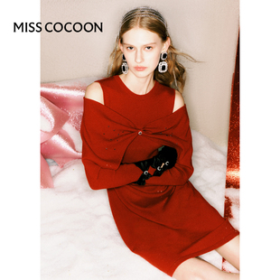MISSCOCOON时尚蝙蝠袖长裙23冬新女手工钻饰点缀收腰红色连衣裙