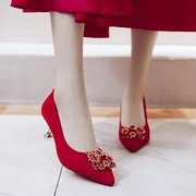 红色高跟鞋女细跟结婚鞋性感中跟5cm礼服绒面水钻方扣单鞋浅口潮