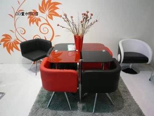 黑红相间钢化玻璃餐桌收纳大师节省空间，一桌四椅套装组合