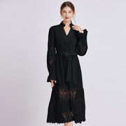 黑色蕾丝拼接连衣裙女秋冬季重工设计长袖立领镂空蕾丝中长裙