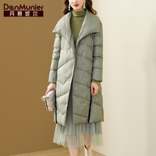 丹慕妮尔绿色时尚轻奢设计感羽绒服女中长款冬季气质外套