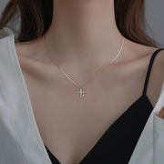 锁骨项链女链纯银，感2021字母轻奢小众设计十字架h925年风吊坠