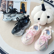 2015童鞋2024春夏款韩版透气网面n字母，童运动鞋儿童老爹鞋