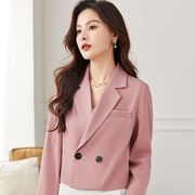 粉色西装外套女2023年秋季韩版小众气质休闲两粒扣黑色小西服