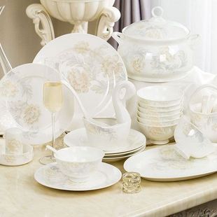 景德镇餐具碗碟盘高档骨瓷套装，送礼结婚家用菜盘碗碟骨瓷餐具