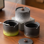 陶瓷烟灰缸防风防飞灰，家用客厅茶几个性摆件办公室，潮流烟缸带盖子