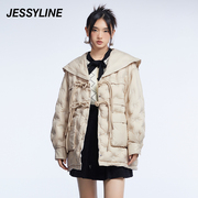 jessyline女装冬季 杰茜莱娃娃领纯色羽绒服女 243108385