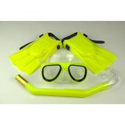 儿童潜水装备游泳眼镜可呼吸泳镜，自由潜脚蹼，护鼻一体自由泳专用器