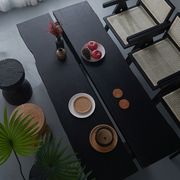 北欧家用实木餐桌碳化原木，大板桌自然，边整板木桌简约设计师办公桌