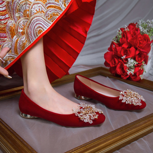 红色婚鞋女秀禾服婚纱两穿新娘鞋，孕妇可穿平底订婚结婚单鞋不累脚