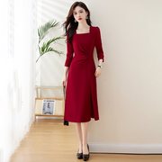 秋季设计红色长袖长款修身显瘦打底妈妈纯色黑色中长裙连衣裙