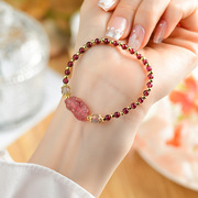 天然水晶石榴石草莓晶貔貅手串新中式简约气质流行款手链礼物