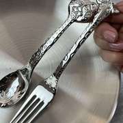 欧式定制浮雕款式316不锈钢儿童勺子叉子卡通勺子吃饭勺餐更