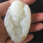 厂家直销新疆和田玉籽料原石带皮羊脂白玉财 神手把件手把玩