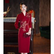 高端立体绣花手工旗袍 酒红色日常可穿