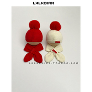 红色毛球婴儿毛线帽子围脖，两件套双层秋冬季0一6个月男宝宝针织帽