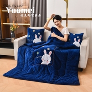 可爱卡通兔子水晶绒多功能抱枕，被两用午睡枕头沙发毯子汽车靠垫