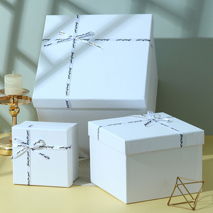 大号礼物盒生日礼盒空盒子，正方形包装盒手提高级伴手礼盒纯色