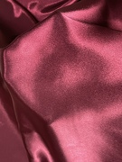 紫红色缎面布料 夏季薄款垂感连衣裙衬衣礼服汉服缎面面料