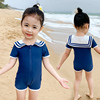儿童泳衣女童连体海军风时尚，小童宝宝游泳衣，中大童学生沙滩泳装