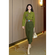芙娜妮法式设计感提花纯色衬衣女，秋冬季气质，收腰半裙套装f2332633