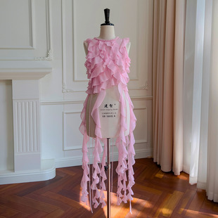 法式甜美仙气粉色珍珠雪纺衫，荷叶边不规则，流苏无袖衬衫上衣