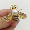 珍珠水晶钻可爱小蜜蜂胸针，义乌小商品胸花领针，零售昆虫领针