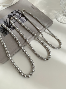 倪妮同款法式轻奢复古浅银灰色，珍珠高级感气质项链颈链毛衣链女