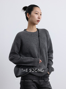 thesoongp家设计师款可两穿秋冬女士灰色羊绒宽松圆领毛衣