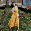 奈良黄色三亚沙滩裙，v领吊带裙女夏季法式连衣裙显瘦长裙海边度假
