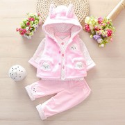 女宝宝秋冬套装0-1-2岁婴幼儿，夹棉三件套周岁，可爱薄棉冬天衣服
