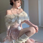 一字肩粉色金丝绒连衣裙女冬季收腰长袖包臀短裙拼接毛毛绝美裙子