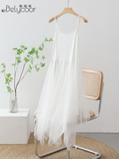 白色吊带连衣裙夏季女装大码显瘦不规则网纱裙小个子打底长裙