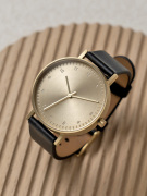 设计感腕表B60金色设计银色静音男女防水精钢手表