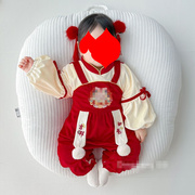 婴儿春秋季中国风喜庆红色卡通连体衣女宝宝满月周岁新年哈衣爬服