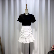 时尚套装女夏季黑色体恤，t恤+褶皱半身裙，黑白两件套装裙子套裙