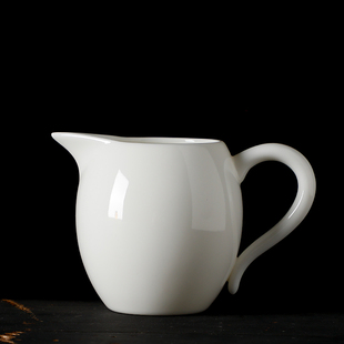 羊脂玉瓷美人公道杯，德化白瓷陶瓷茶海分茶器，功夫茶具匀杯分茶器