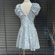 十三行夏季法式褶皱v领套头，收腰显瘦中长款蓝色印花气质a字连衣裙