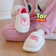 毛绒绒保暖亲子防滑家居月子鞋女冬季正版玩具总动员草莓熊棉拖鞋