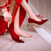 红色高跟鞋婚鞋新娘鞋女2022夏季粗跟中式秀禾服结婚鞋不累脚
